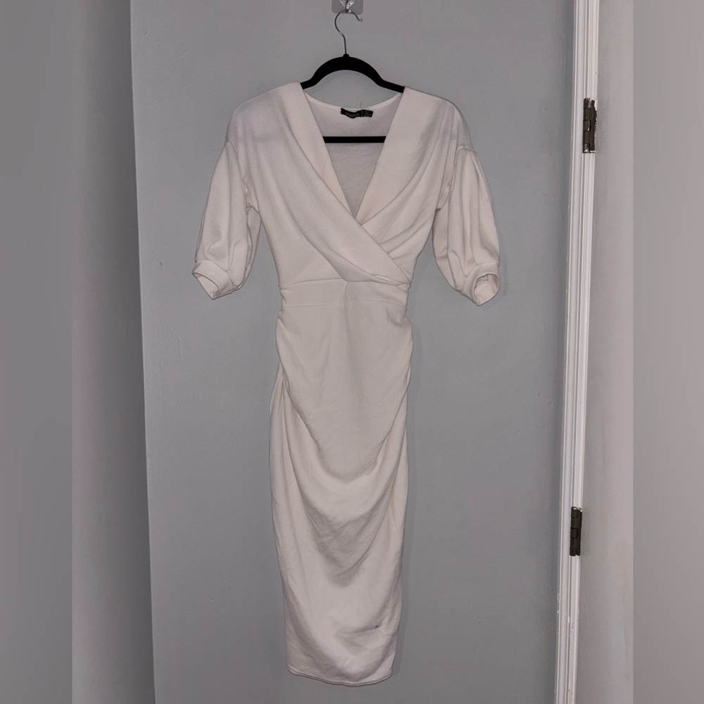 Boohoo Formal Curve Hugging Stretchy White Wrap Dress